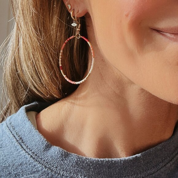 2 pairs Seed Bead Boho Hoop Earrings Colorful beaded Hoops Lightweight - Picture 2 of 12